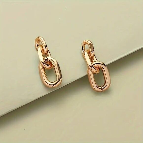 Link Earrings in Gold Plate - Picture 2 of 3